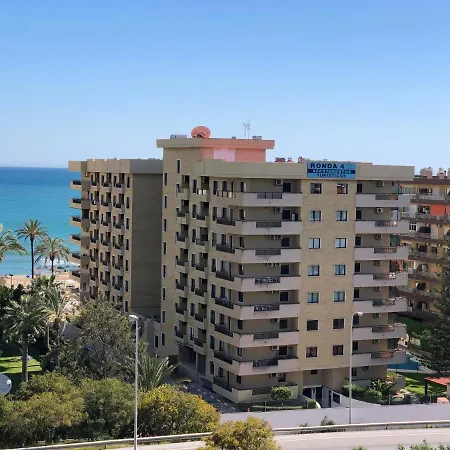 Beachfront In New Lägenhet Fuengirola